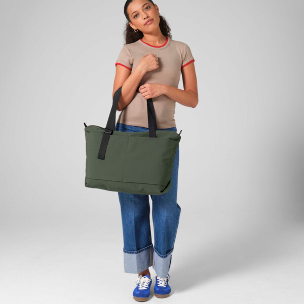 Minimal Lifestyle Tote Thumbnail