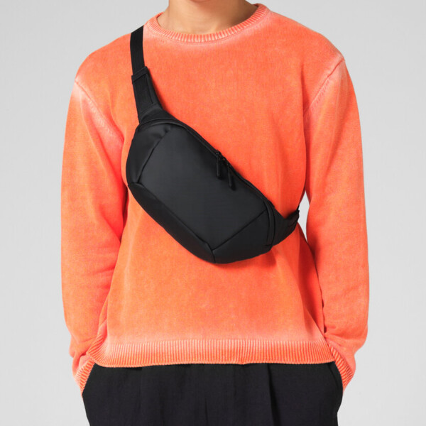 Everyday carry 5 litre cross-body Thumbnail